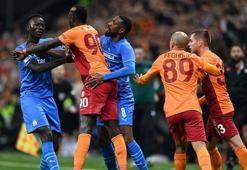 Galatasaray-Marsilya maçında ortalık karıştı