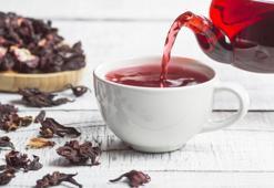 Hibiskus çayı nasıl demlenir ve içilir? Günlük ne kadar tüketilmeli?