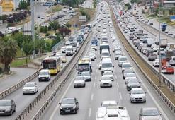 İstanbul’da trafik yoğunluğu yaşanıyor