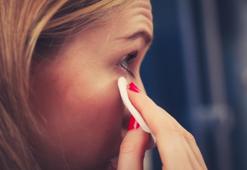 Vitamin eksikliği gözlerde nasıl belirtiler verir?