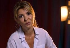 Gülben Ergen, derin yırtmaçlı sahne kostümüyle adından söz ettirdi