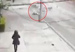İnanılmaz kaza! Sarhoş sürücü bisikletli grubun arasına daldı
