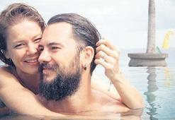 Burcu Biricik ve eşi Emre Yetkin poşetle kaydı