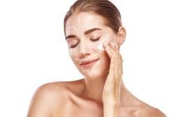 Cilt kırışıklıklarının önlenmesi ve derinleşmemesi için öneriler