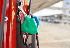 Petrol fiyatlarındaki yükseliş sürüyor! Kritik sınıra dayandı