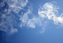 Sigara dumanı orucu bozar mı? Oruçluyken sigara dumanı olan ortamda bulunmak orucu zayıflatır mı?