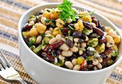 Barbunya salatası tarifi ve yapılışı nasıldır? En güzel barbunya salatası nasıl yapılır?