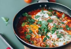 Menemen tarifi... Sahur sofraları için pratik, lezzetli ve besleyici!