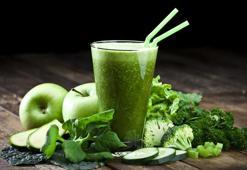 Detoks etkili ıspanaklı smoothie faydaları ve tarifi