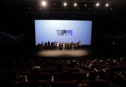 ‘Birlikte Öleceğiz’: Yeşilçam’a Kar-Wai-Sorrentino ayarı veren bir aşk filmi