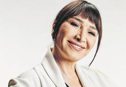 Demet Akbağ: Halkın arasına girmemek en büyük yalnızlıktır, pazara da giderim vapura da binerim