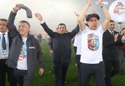 Trabzonspor'dan Abdullah Avcı'ya şampiyonluk hediyesi!