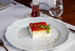 Çilekli trileçe nasıl yapılır? Çilekli trileçe tarifi, yapılışı, malzemeler ve püf noktası