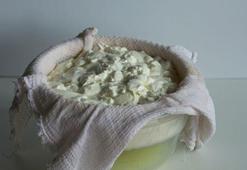 Kahvaltıdan önce bir bardak içseniz yetiyor! Vücuttaki yağları paramparça yapıyor...