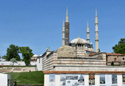 600 yıllık 2 tarihi hamam 166 milyona satışa çıkarıldı