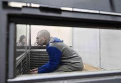 Kafesteki Rus canavar suçunu itiraf etti