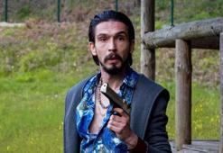 Ahmet Melih Yılmaz etek giydi dans etti