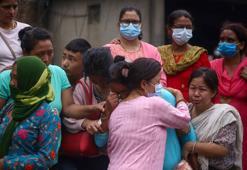 Nepal'deki uçak kazasında hayatını kaybedenler için cenaze töreni düzenlendi