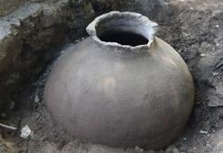 Kazı çalışmaları sırasında pithos bulundu