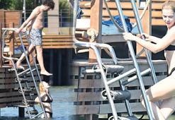 Begüm Kütük deniz kızı gibi