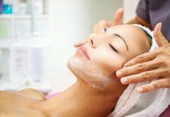 Bebek gibi cilt için en etkili doğal maskeler