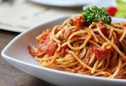 Çubuk makarna tarifi ve yapılışı - En güzel çubuk makarna nasıl yapılır?