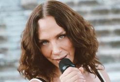 Sertab Erener konserinde polisten organizatöre telif baskını