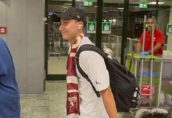 Beşiktaş ayrılığı duyurdu! Emirhan İlkhan transferi KAP'a bildirildi