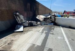 ABD'de otoyola uçak düştü!