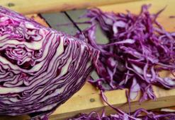 Mor lahana faydaları nelerdir, ne işe yarar? Nasıl doğranır, saklanır ve yıkanır?