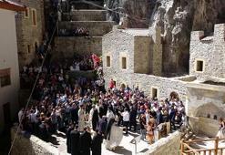 Trabzon'da Sümela Manastırı'nda 9'uncu ayin