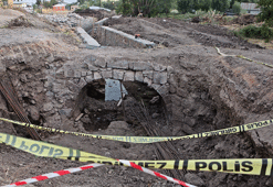 Tarihi köprü ortaya çıktı, ıslah çalışması durduruldu