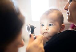 Bebeklerde göz tembelliği nasıl anlaşılır?