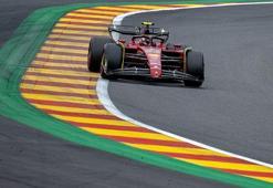 Belçika’da pole pozisyonu Carlos Sainz’ın