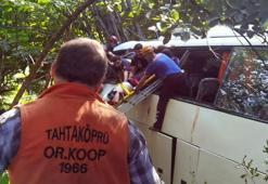 Bursa'da kaza! Tur otobüsü devrildi: Ölü ve yaralılar var