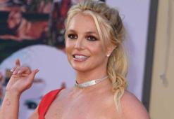 Britney Spears bir daha sahneye çıkmayacağını duyurdu
