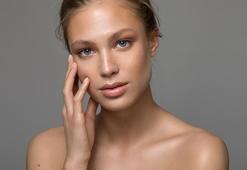 Ciltteki koyu lekelere çözüm! Cilt eşitleme ve aydınlatma yolları