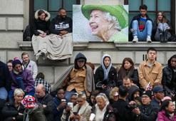 Kraliçe 2. Elizabeth son yolculuğuna uğurlanıyor