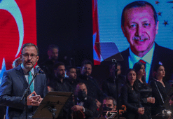 Bakan Kasapoğlu Yunus Emre anısına şiir okudu