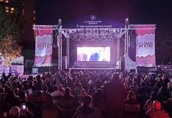 Türkan Şoray AKM Türk Telekom Lounge’ta hayranlarıyla buluşuyor