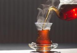 Çayı ve kahveyi sakın böyle içmeyin! Kanser riskini üç katına çıkarıyor