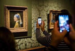 Bu sefer hedeflerinde 'İnci Küpeli Kız' vardı