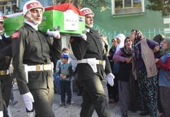 Askerden izinli olarak geldi, babasını hastaneye götürürken kazada can verdi