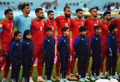 İran Milli Futbol Takımı, İngiltere maçı öncesi milli marşı söylemedi