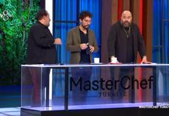 MasterChef 22 Kasım 2022 dokunulmazlığı hangi takım aldı? MasterChef eleme potasına kim çıktı?