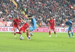 Antalyaspor, hazırlık maçında Napoli'ye 3-2 yenildi