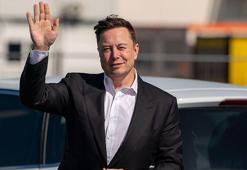 Elon Musk dünyanın en zengini unvanını kaybetti