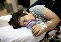 Acillere başvuru neredeyse 3 katına çıktı! Uzmanlar Covid, RSV ve gripte ortak belirtileri anlattı