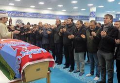 Paris'te öldürülen Akın Genç’in cenazesi Türkiye'ye uğurlandı
