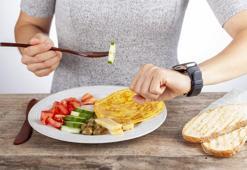 Tek öğün beslenme nedir? Riskleri nelerdir?